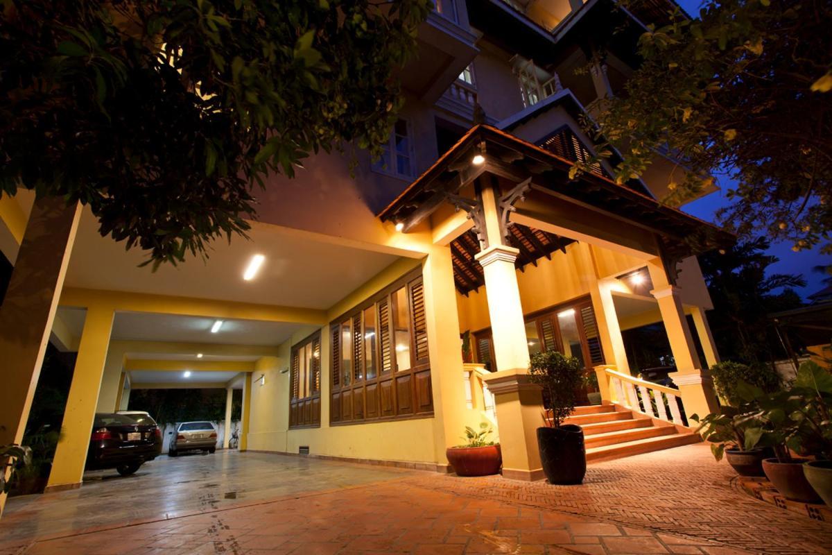 Grand Residence Phnom Penh Exterior foto